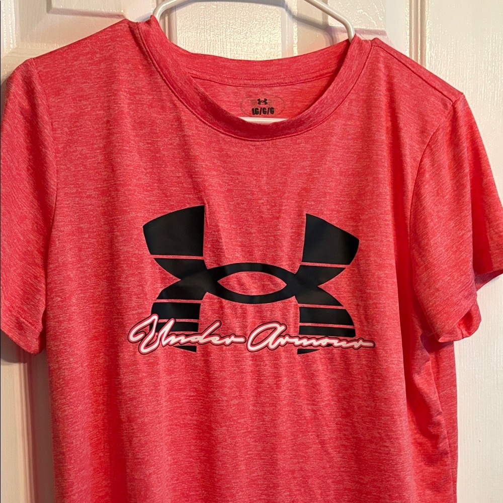 Women’s Under Armour Heathered Red/coral Tee with Black Logo